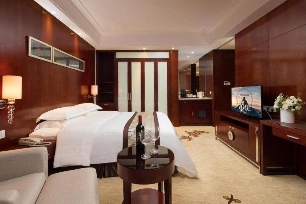 Leisure Hotel Dongguan  Exterior foto